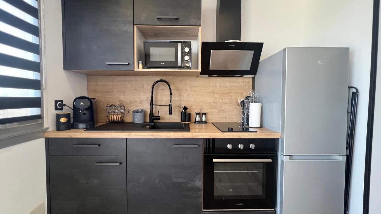 Appartement Cosy, Vue Mer Avec Parking Privatif Canet Exterior foto